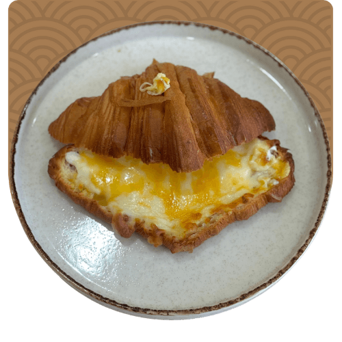 cheese & egg croissent